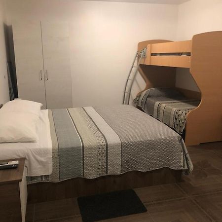 Apartments Tonka Zadar Extérieur photo